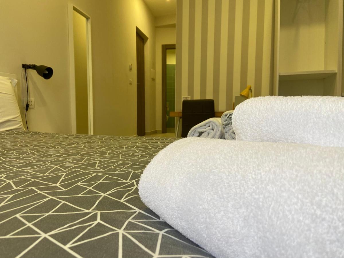 2Naples Rooms Bagian luar foto