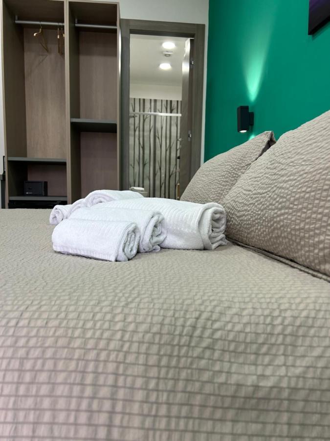 2Naples Rooms Bagian luar foto
