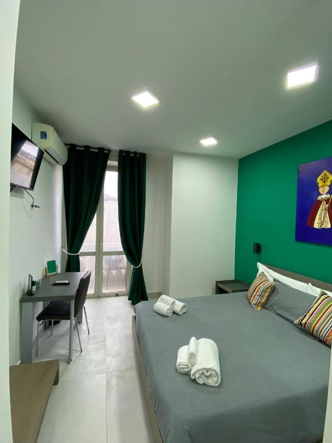 2Naples Rooms Bagian luar foto