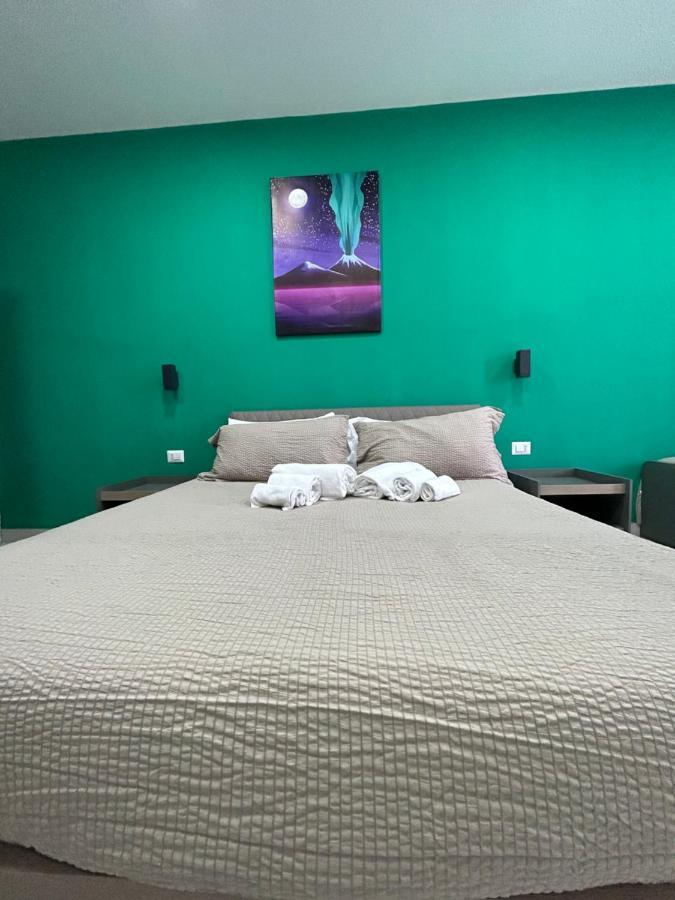 2Naples Rooms Bagian luar foto