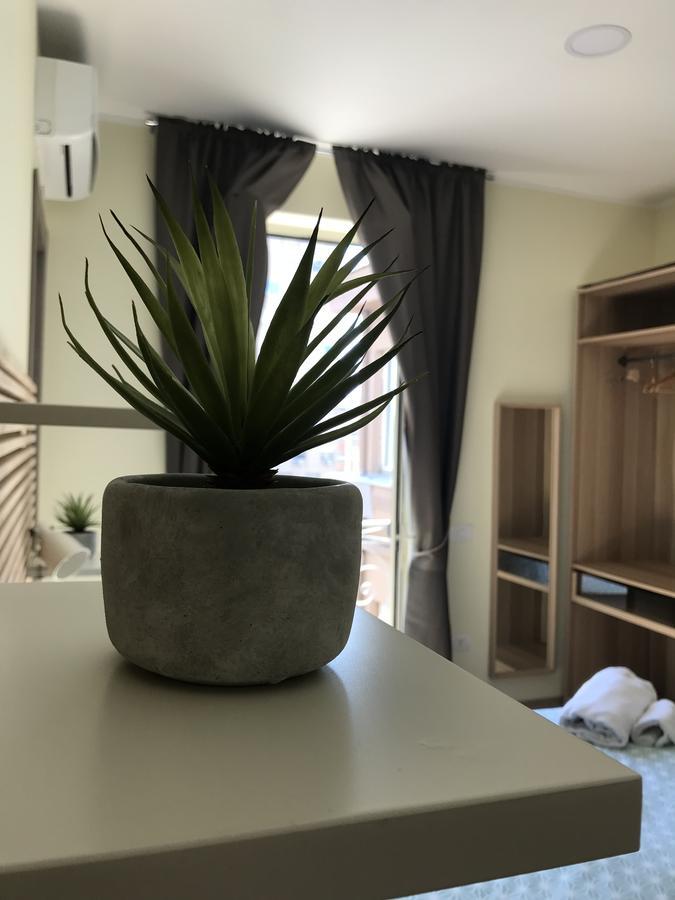 2Naples Rooms Bagian luar foto