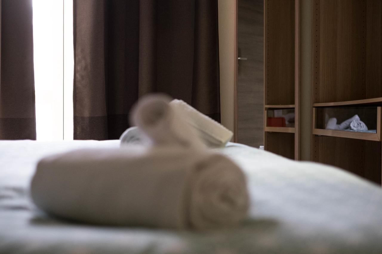 2Naples Rooms Bagian luar foto